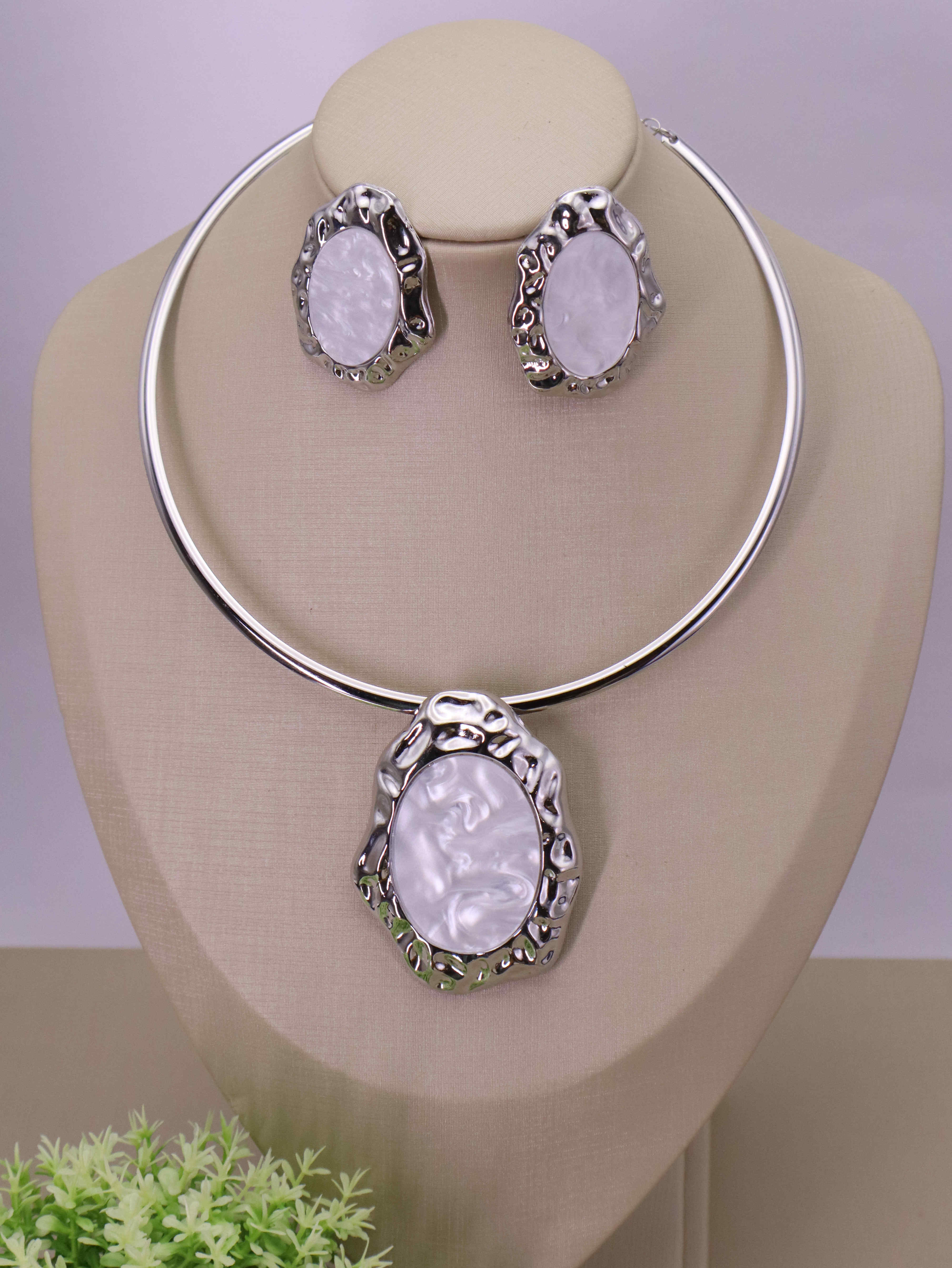 Conjunto Perolado Prateado